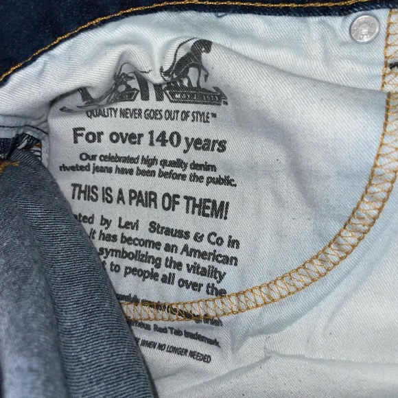 Levi’s 505 Regular Fit Straight Denim Jeans Mens Size 42x30 Dark Wash EUC - Picture 8 of 16